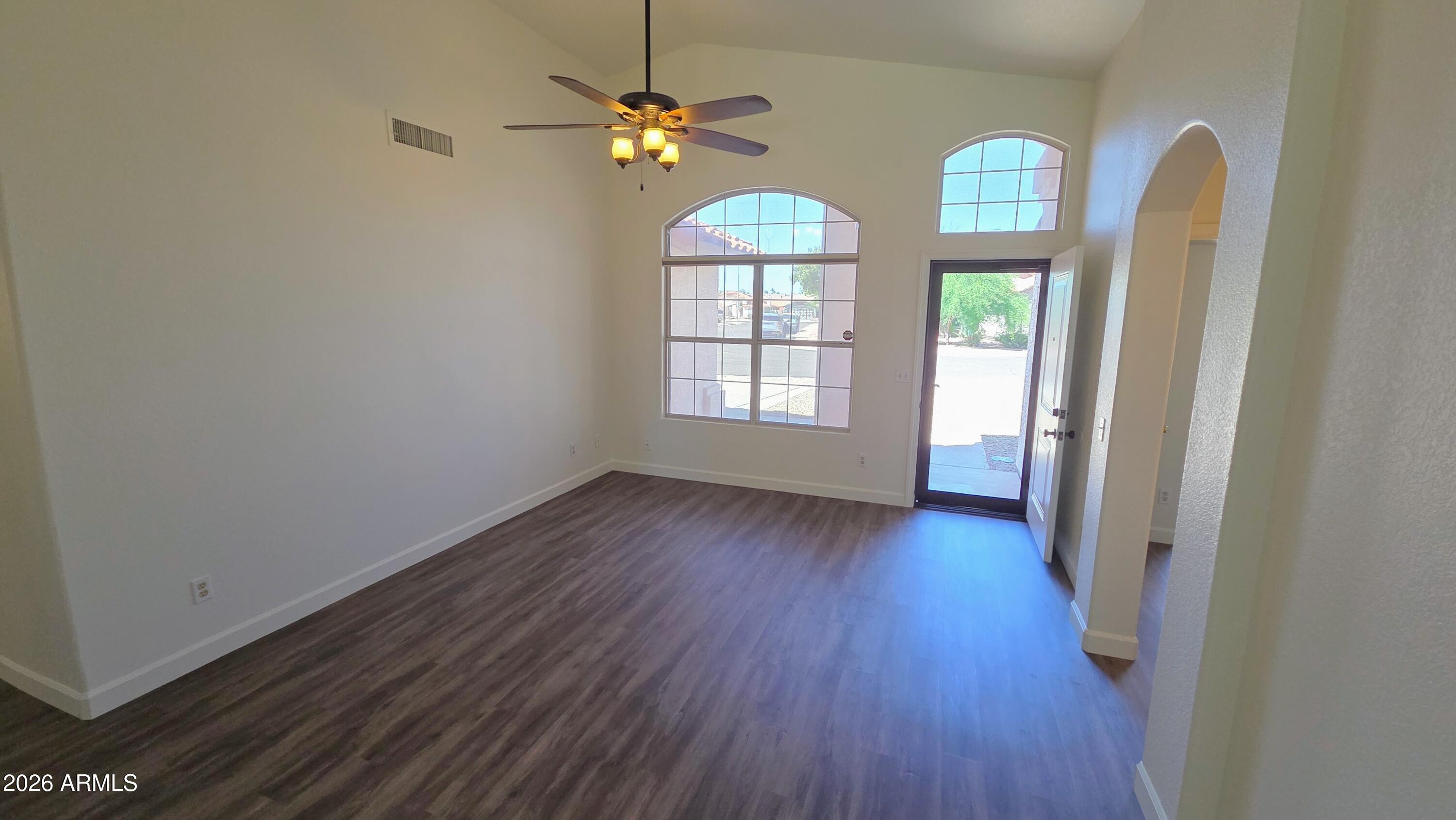 4315 E BAYWOOD Avenue