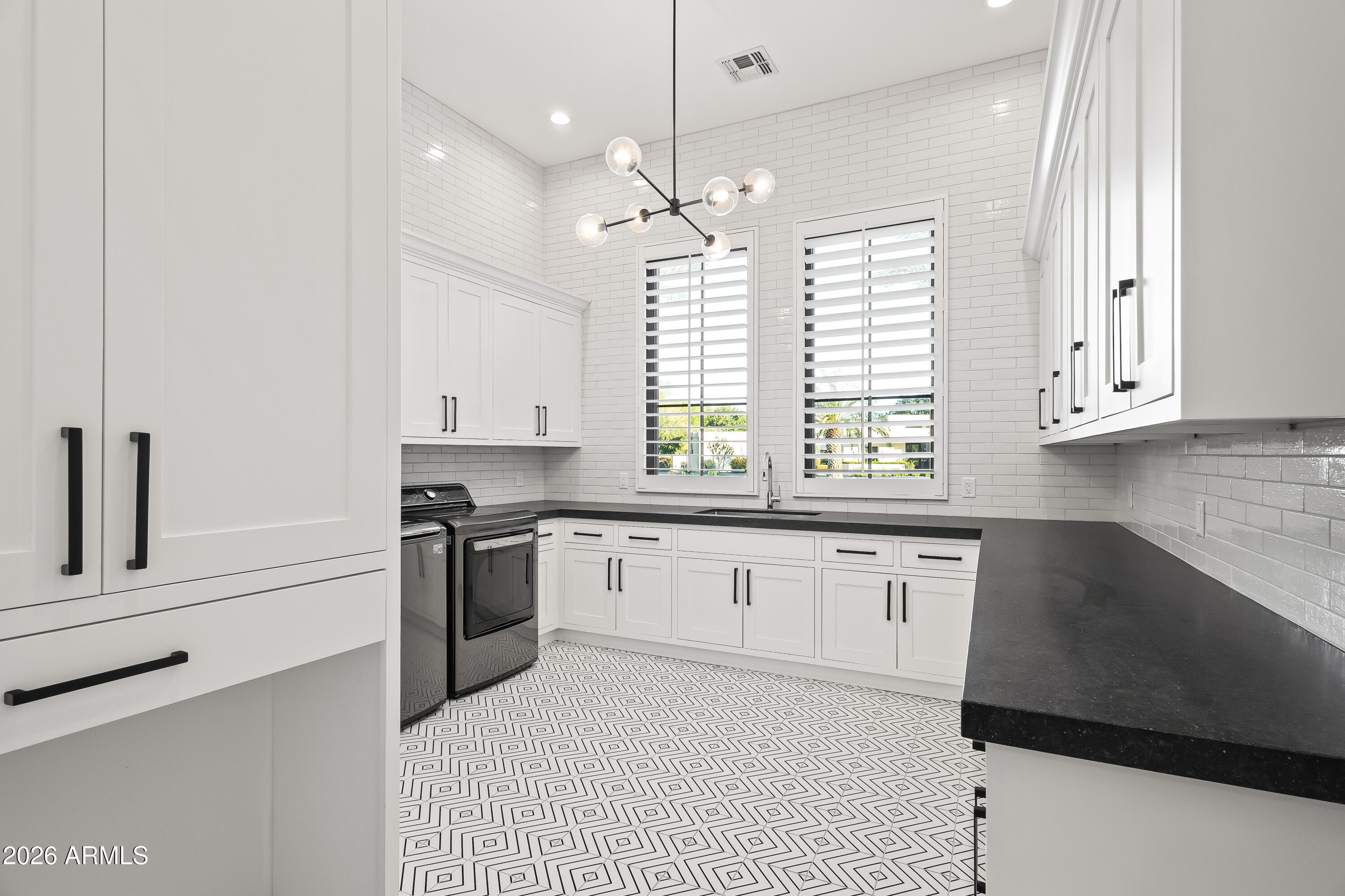 DOUBLE TREE ACRES 2 LOTS 19 THRU 33 - Residential