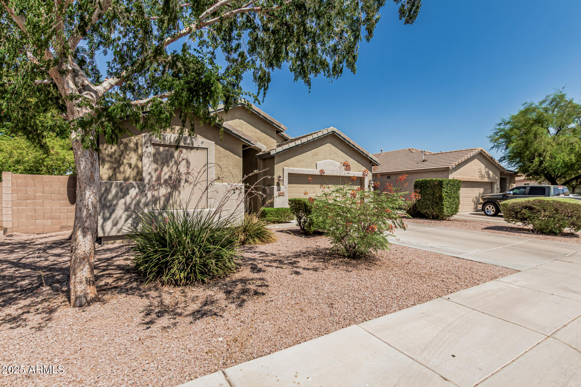 609 S 122ND Drive