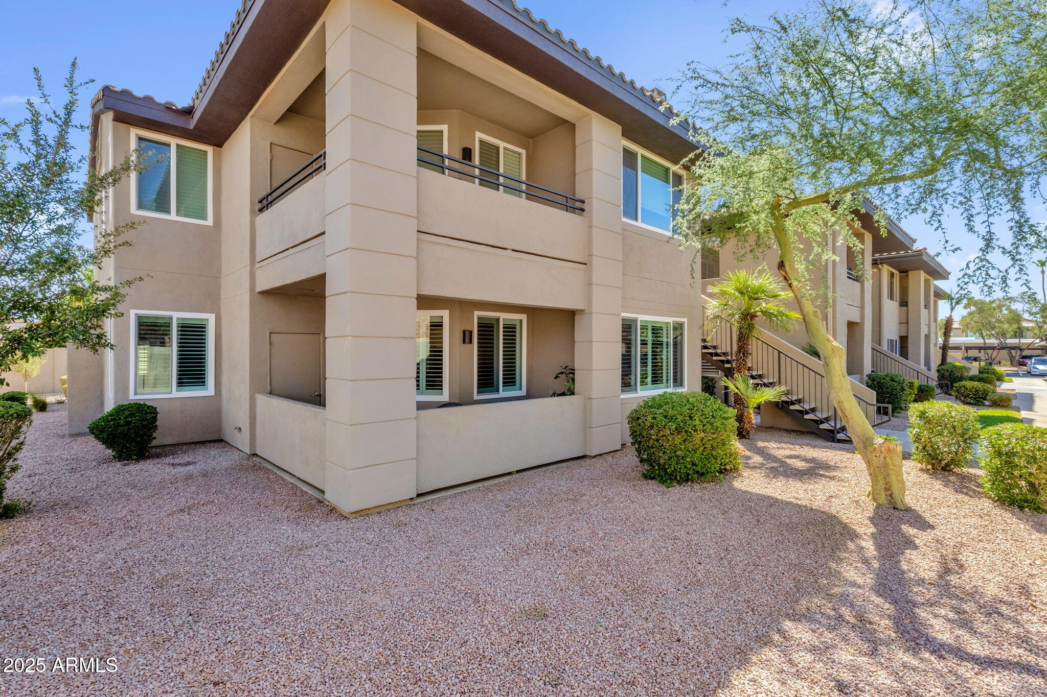 7009 E ACOMA Drive 1081