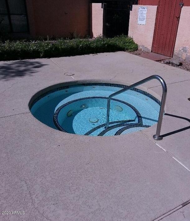 3131 W Cochise Drive 121