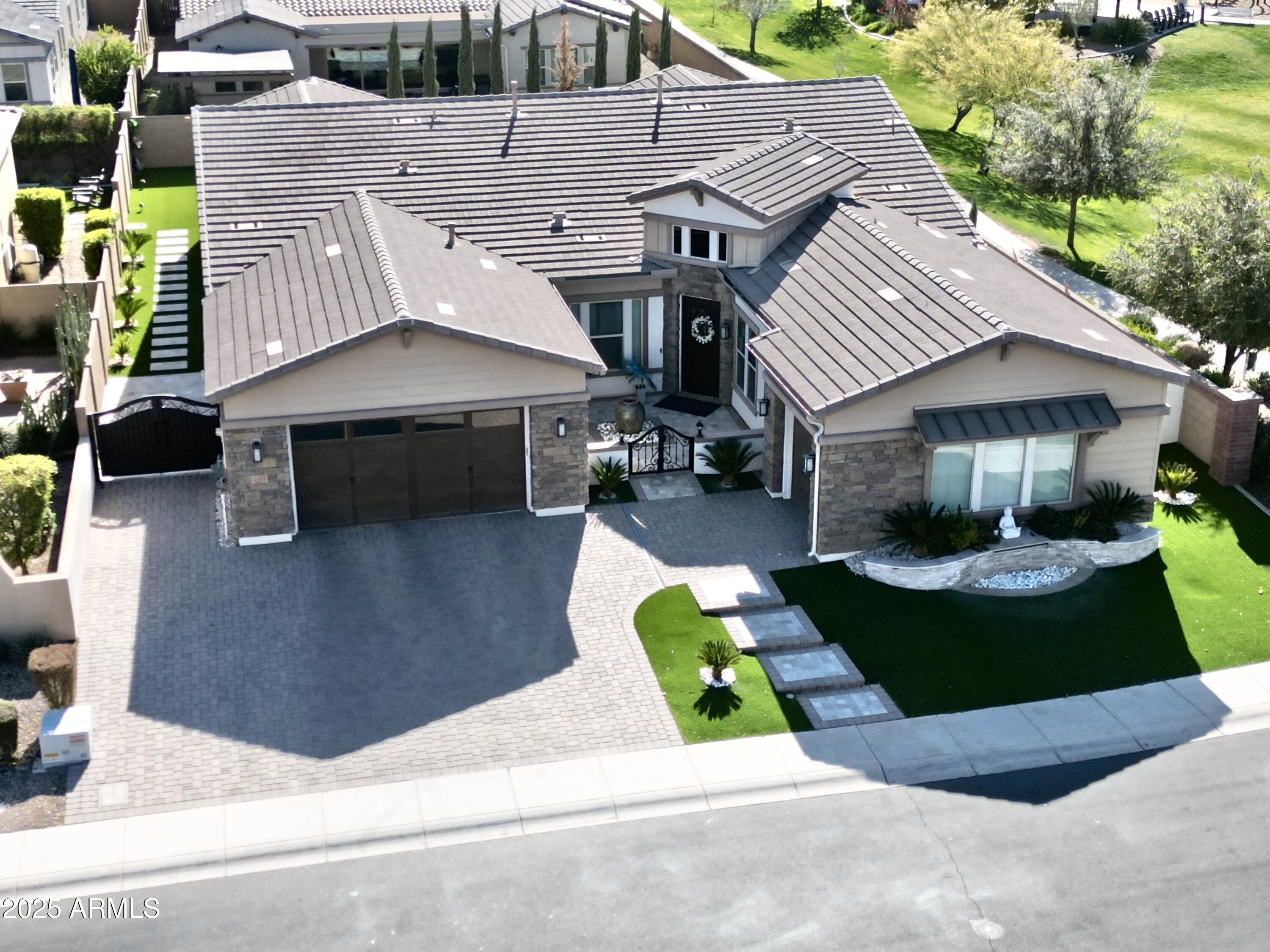 2351 E CHERRYWOOD Place