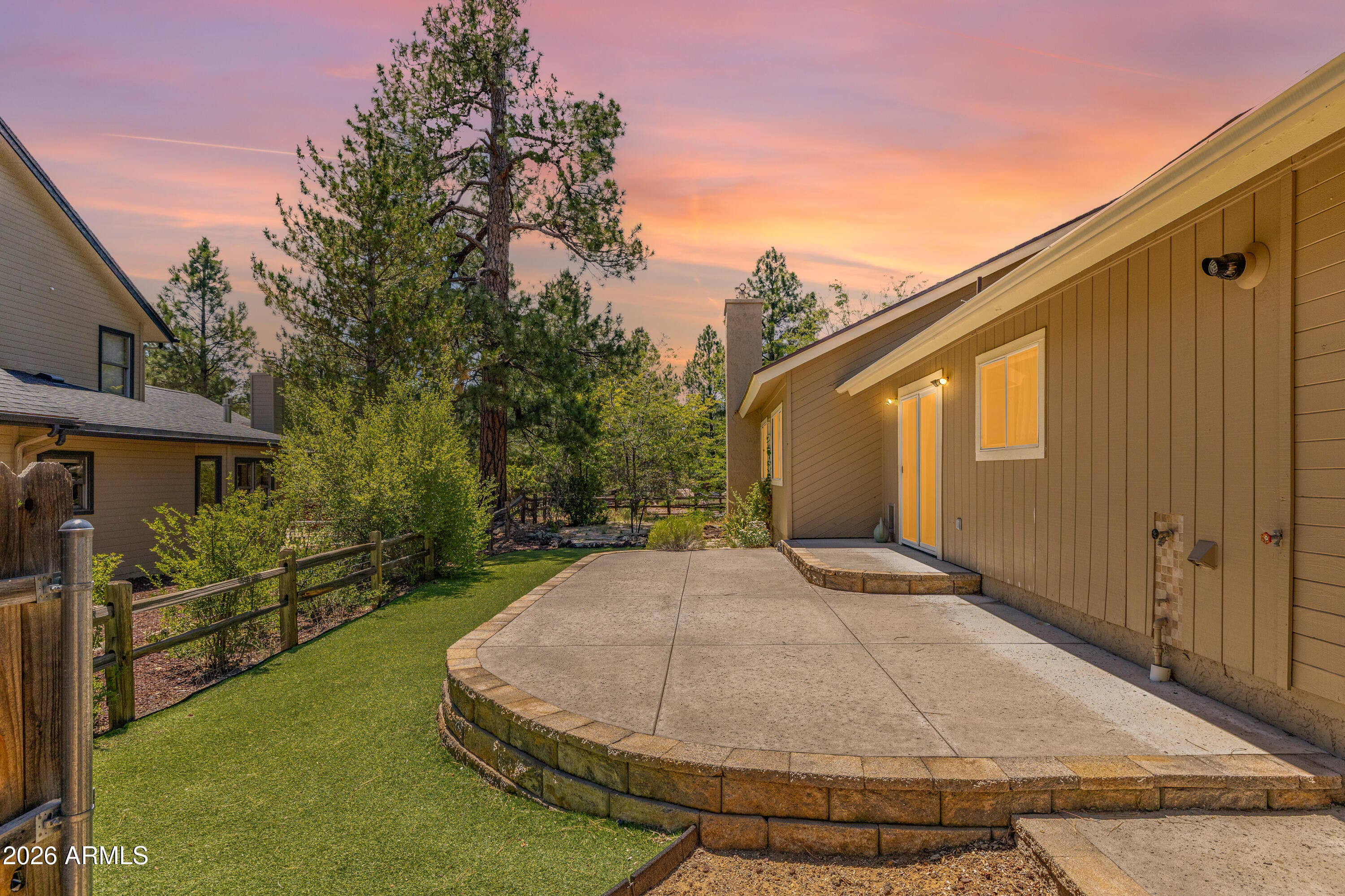 2320 N TIMBERLINE Road