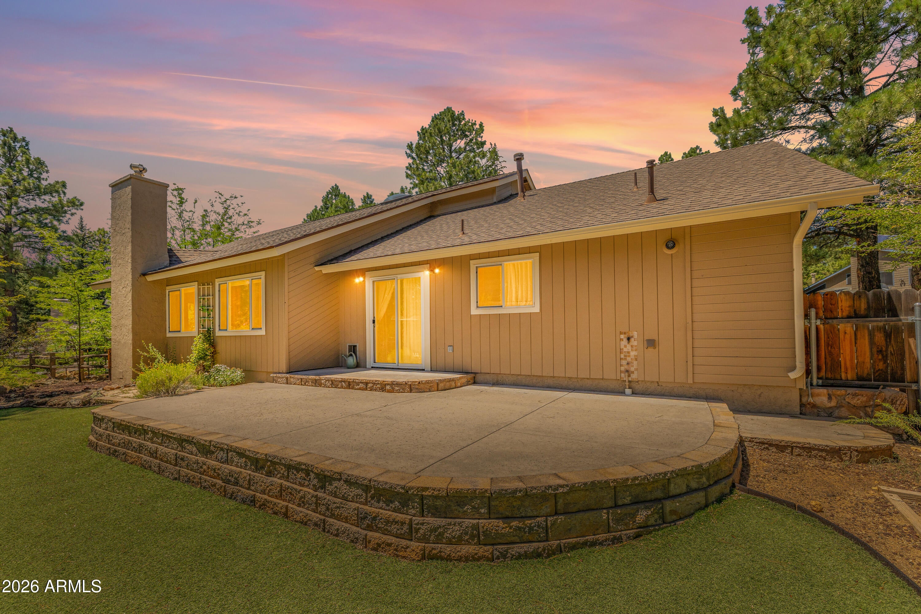 2320 N TIMBERLINE Road