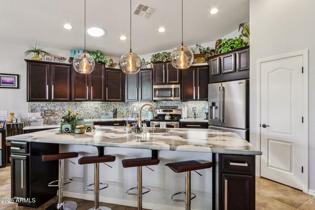 Photo of 9811 S 2nd Place, Phoenix, AZ 85042 (MLS # 7001234)