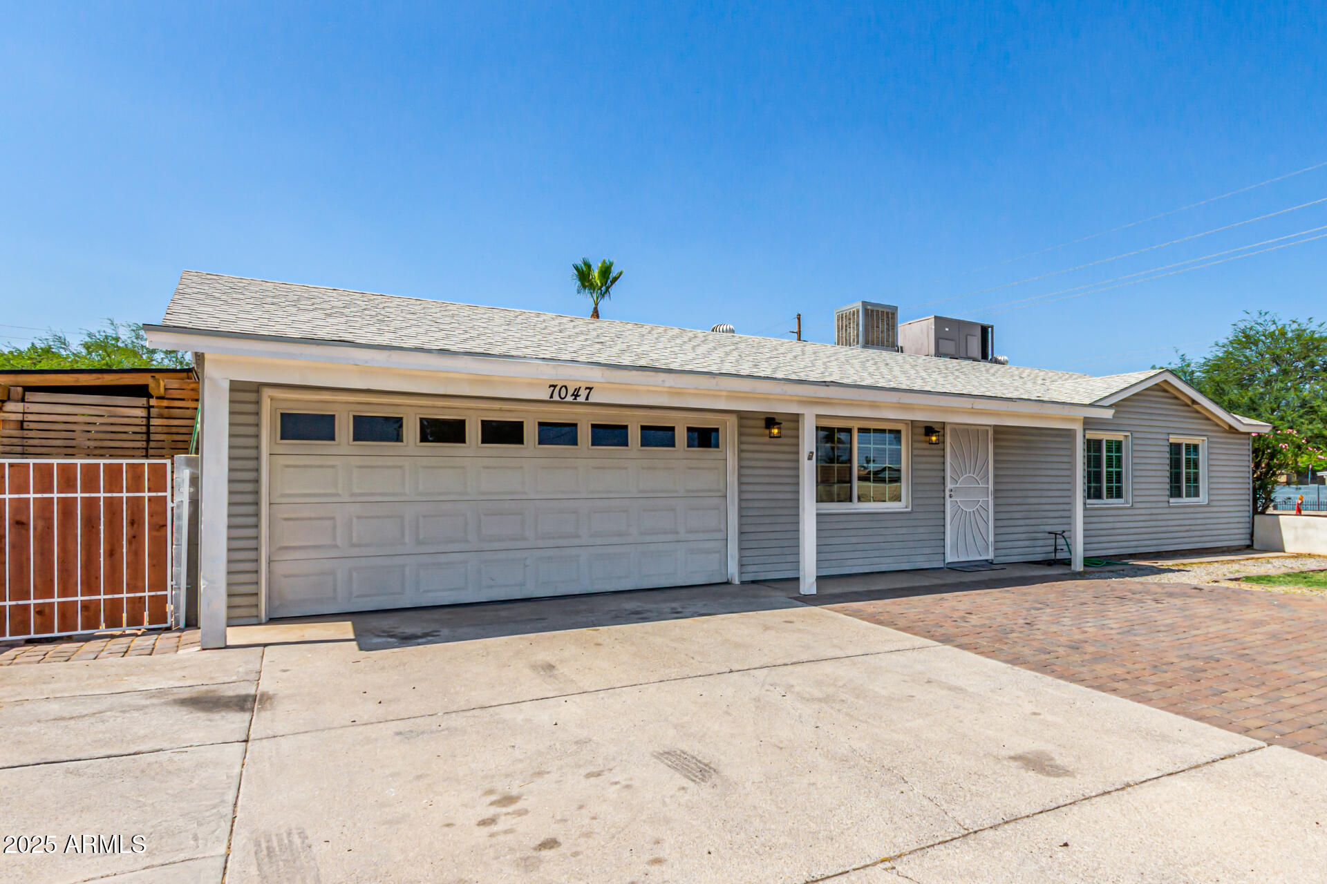 7047 W ALMERIA Road