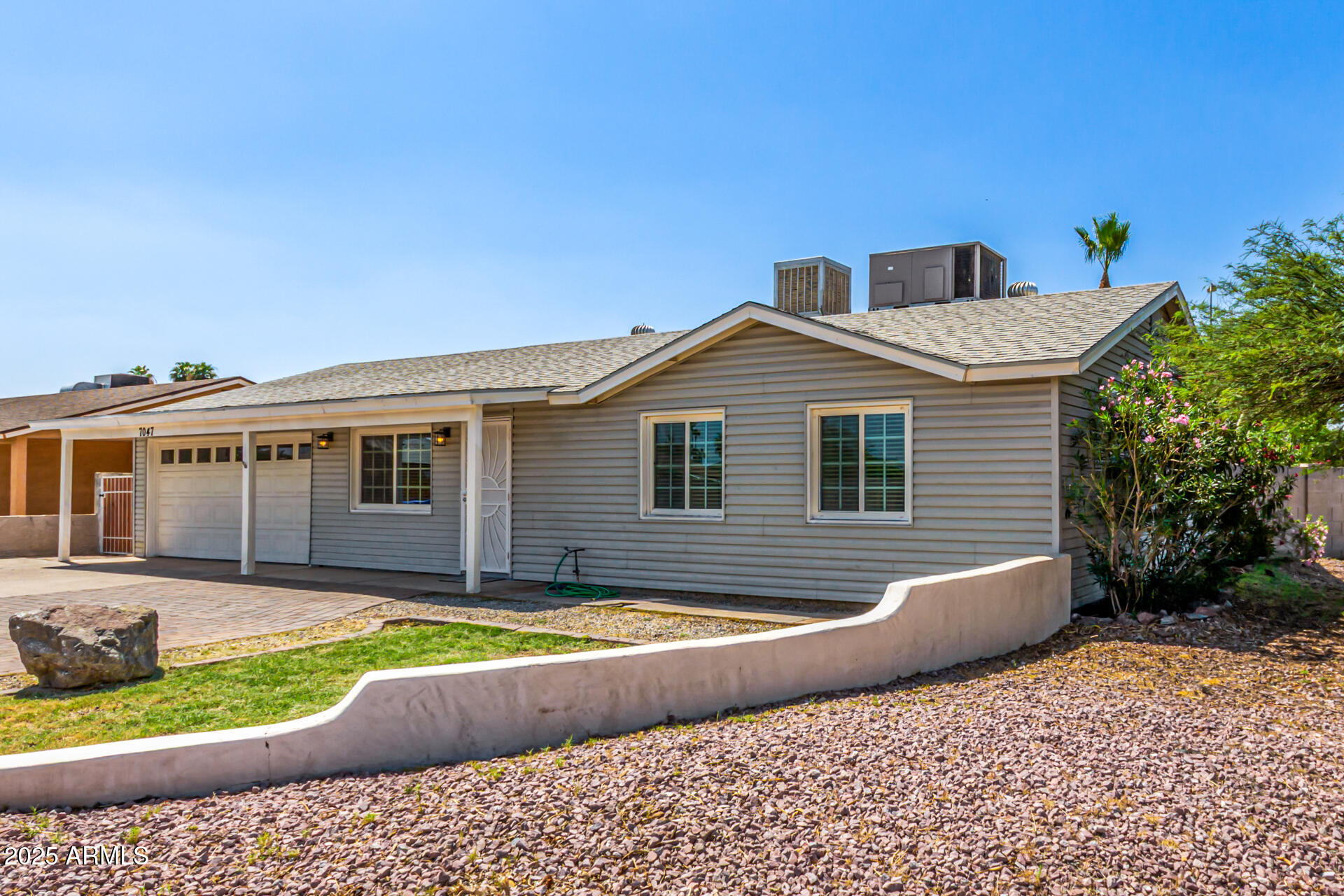 7047 W ALMERIA Road