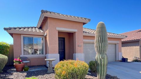 Property photo of 2527 W Warren Drive, Anthem, AZ 85086