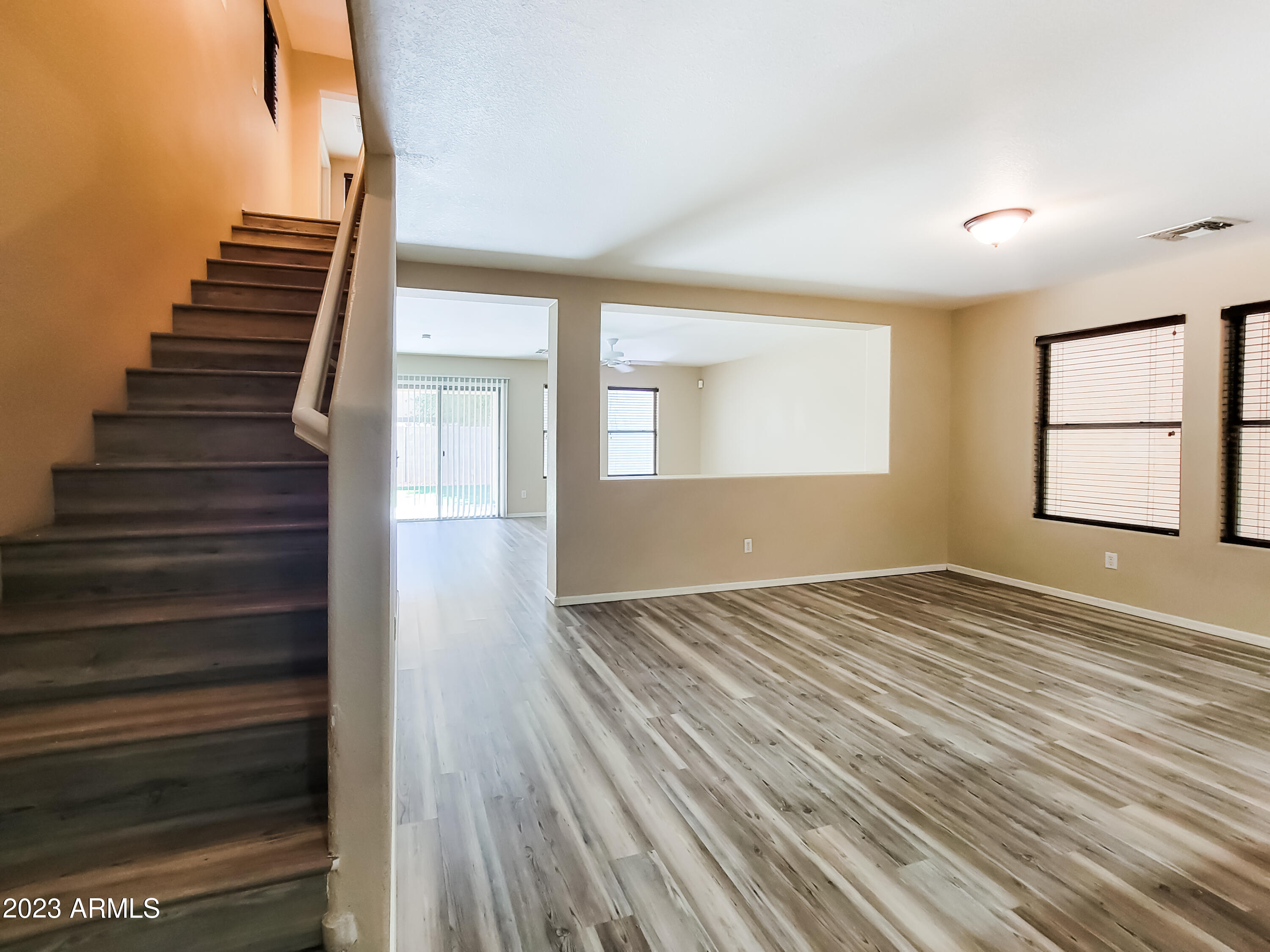 18513 W MARIPOSA Drive