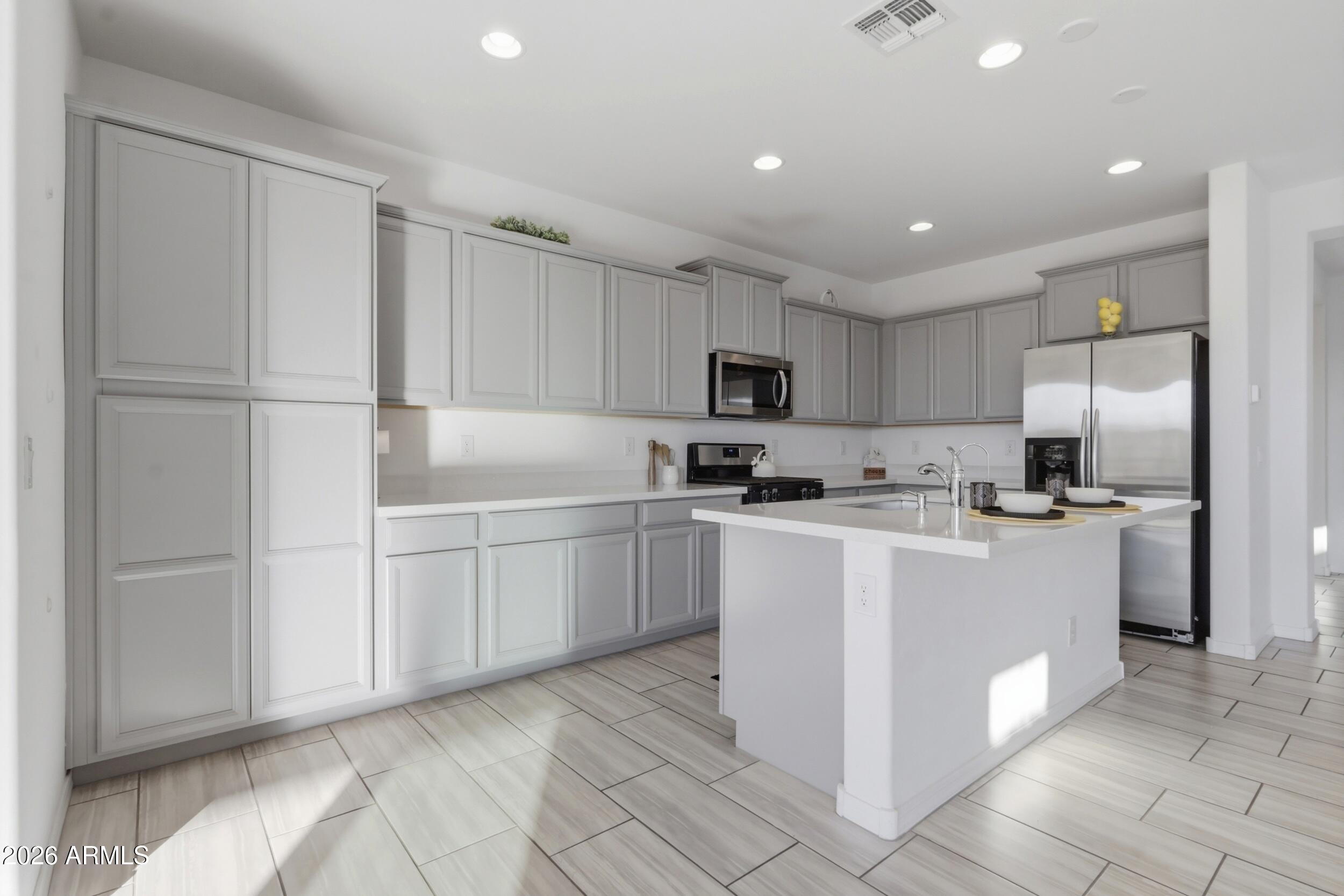ALAMAR PHASE 2 - Residential