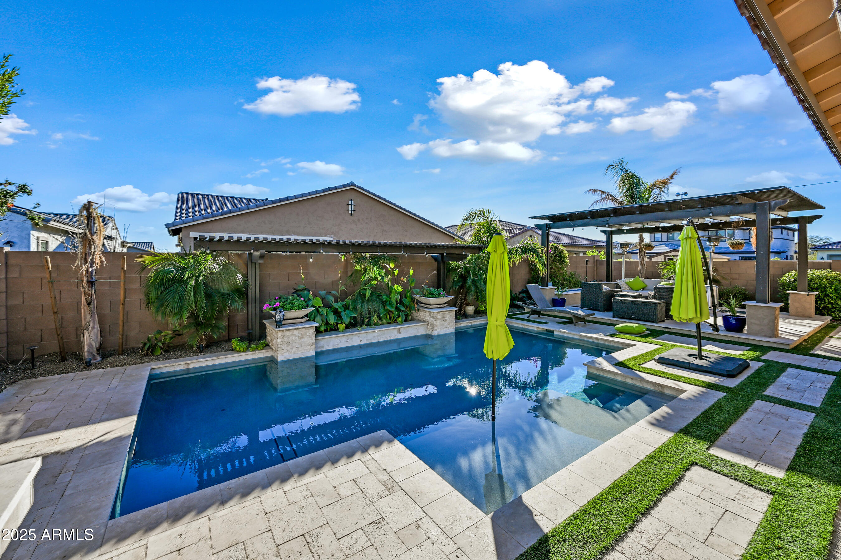 7445 W JASMINE Trail