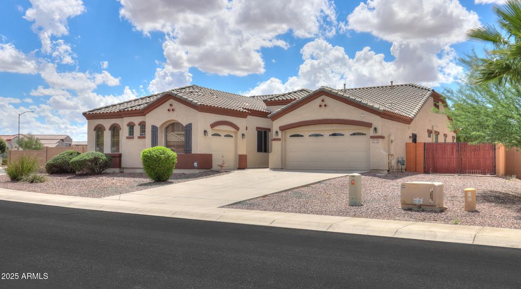 Photo of 2089 N Saint Andrews Drive, Casa Grande, AZ 85122 (MLS # 6919970)