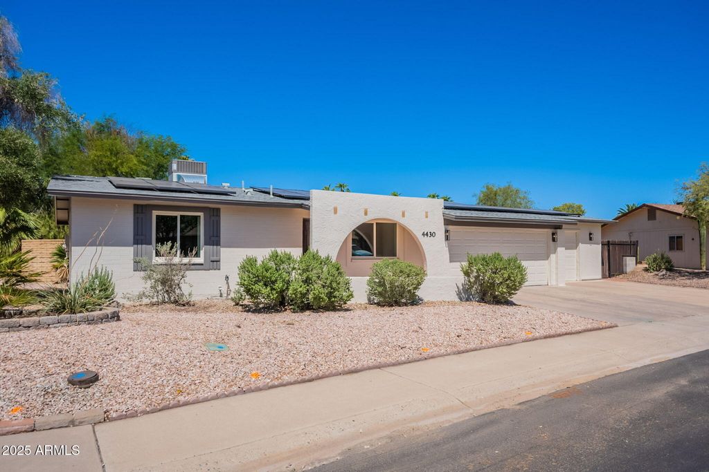 Photo of 4430 W Keating Circle, Glendale, AZ 85308 (MLS # 6919877)