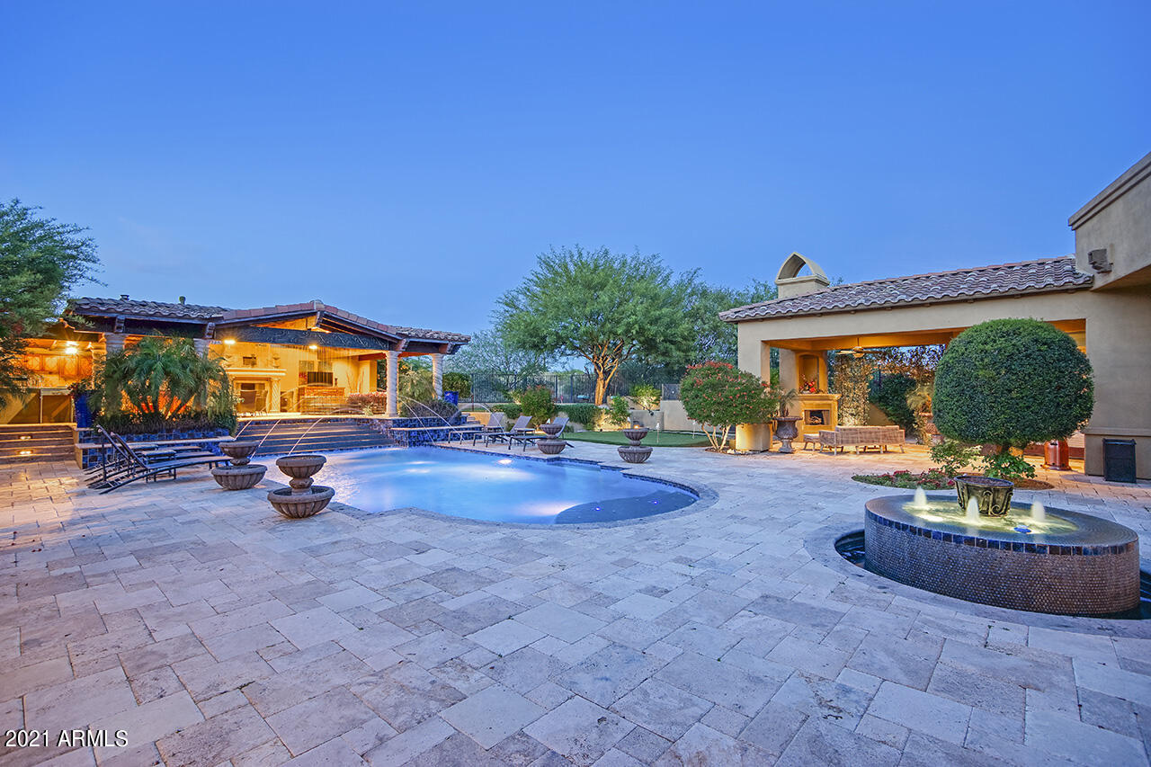 SAGUARO ESTATES - Residential