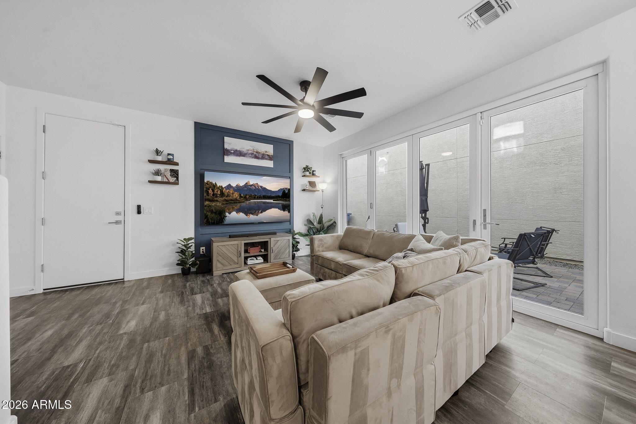 11900 N 32ND Street 17