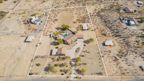 A home in Wickenburg