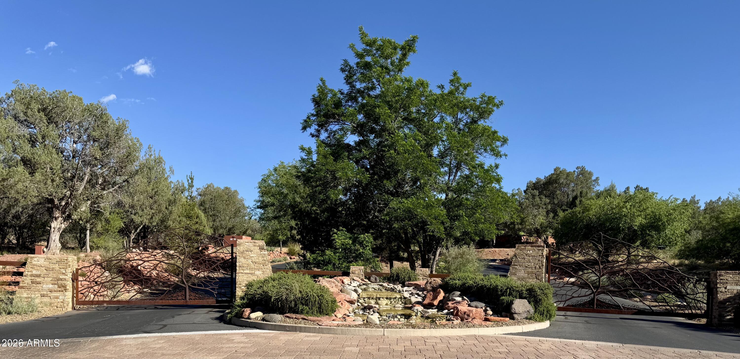 CROSS CREEK RANCH - Land