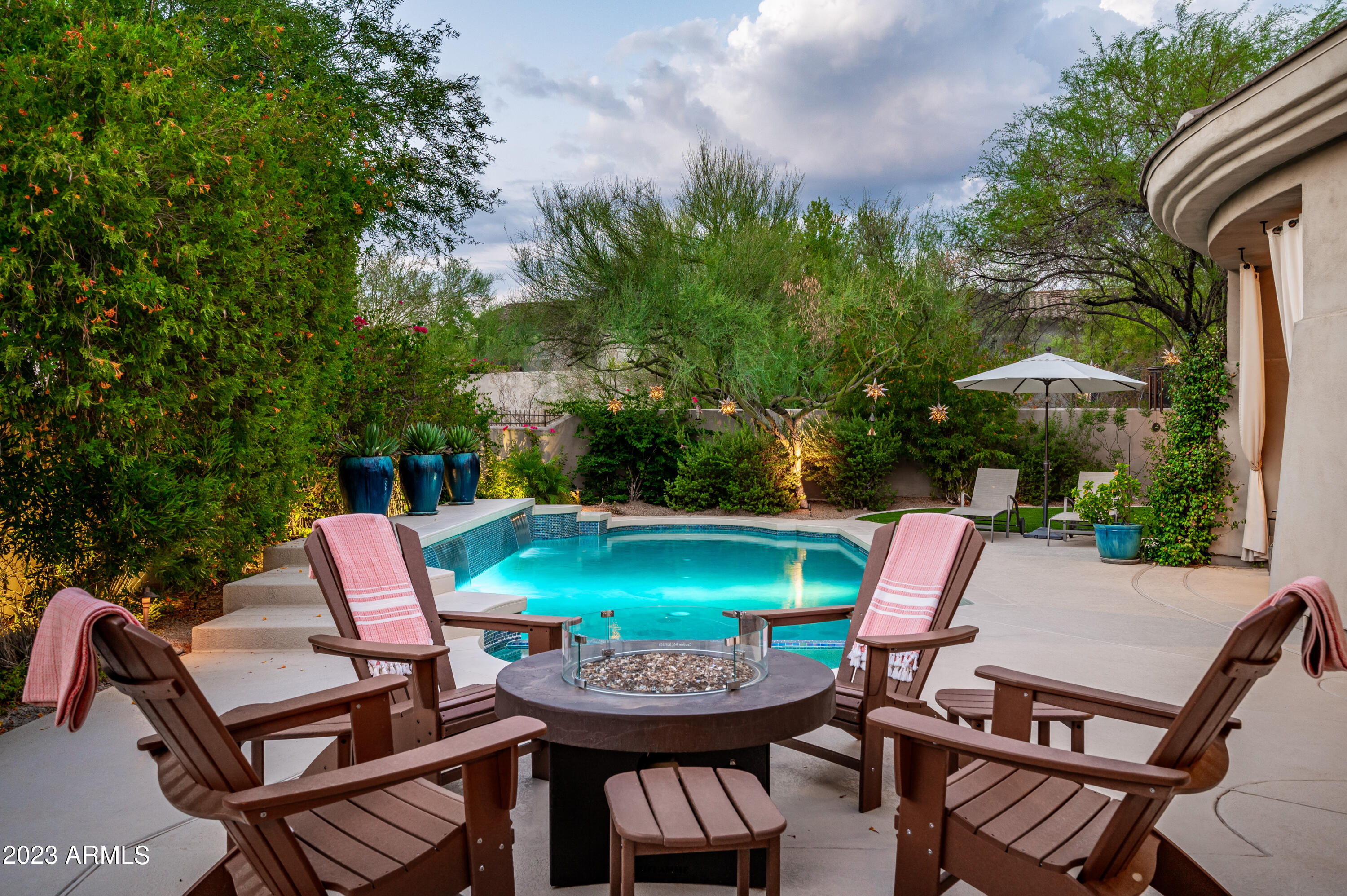 DC RANCH - Residential