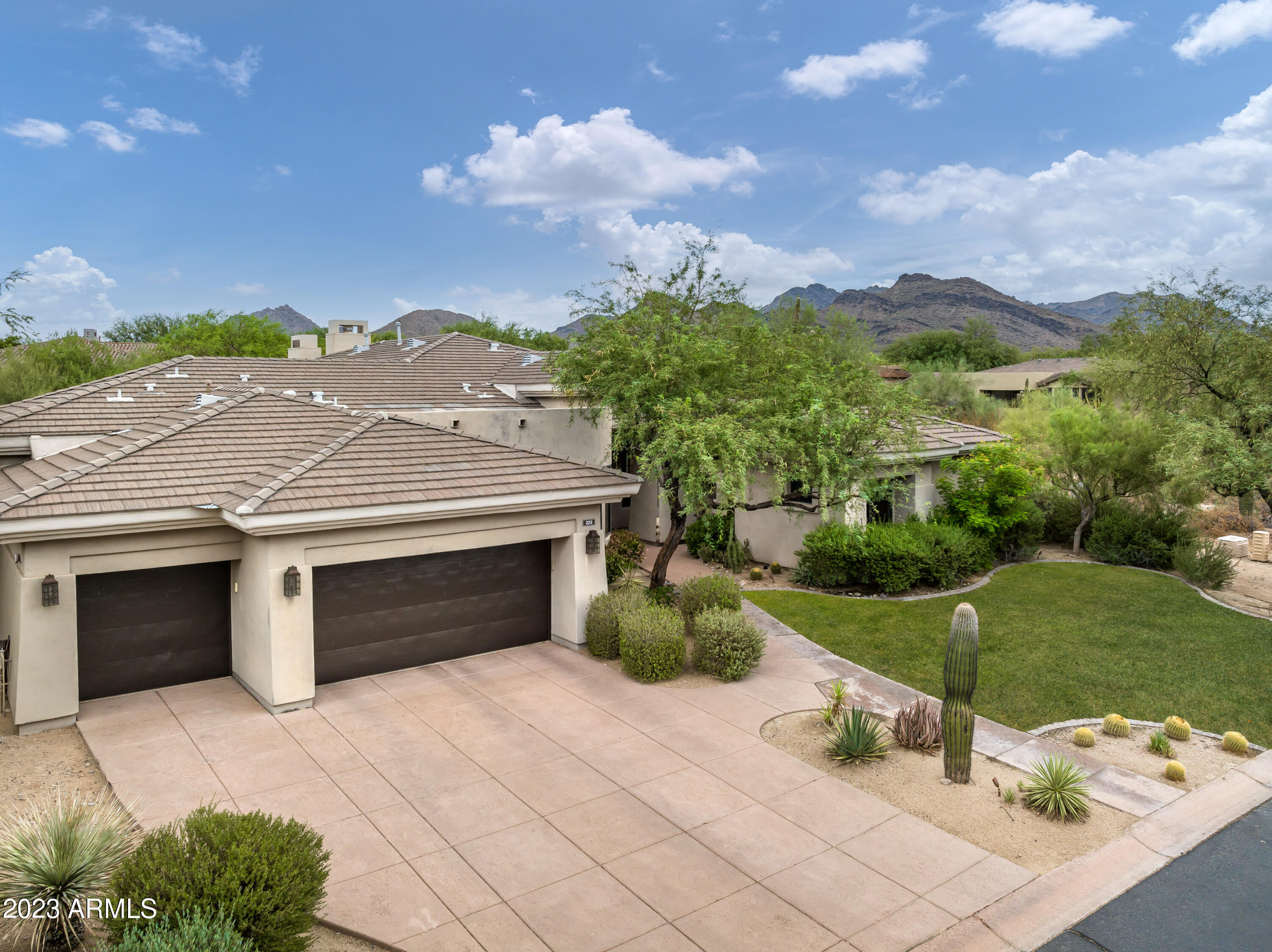 DC RANCH - Residential