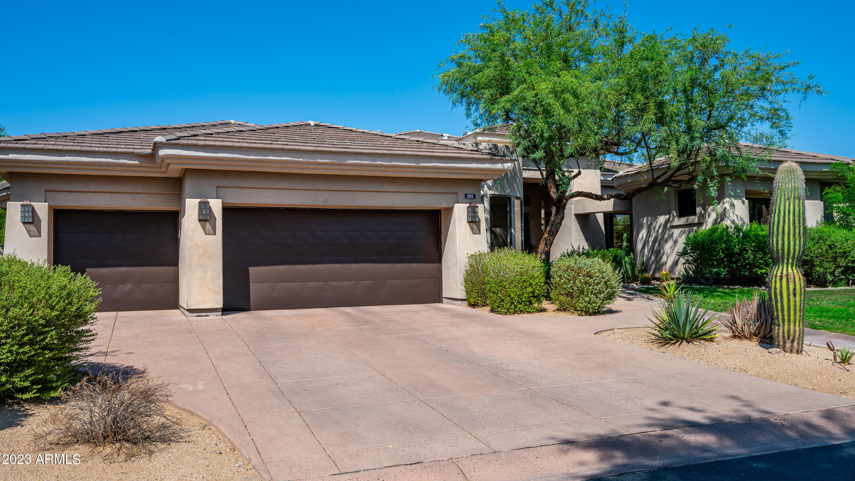 DC RANCH - Residential