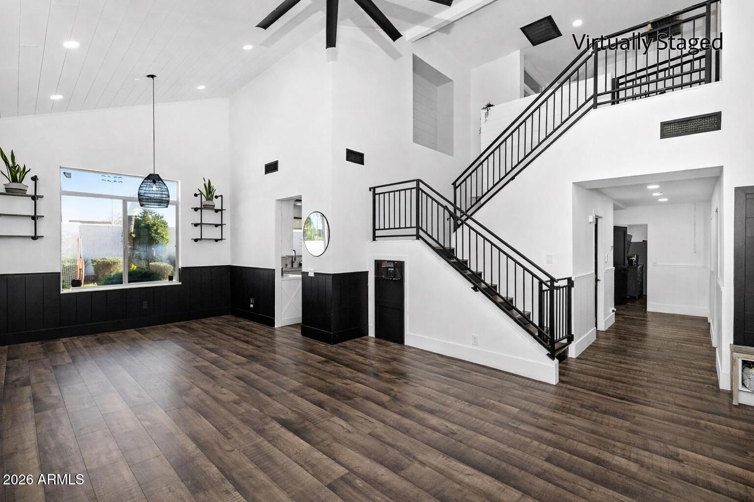 721 N PHEASANT Drive