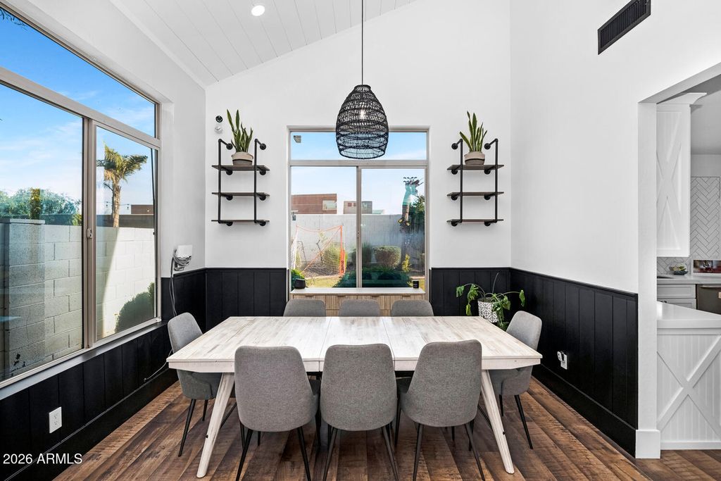 Photo of 721 N Pheasant Drive, Gilbert, AZ 85234 (MLS # 6965001)