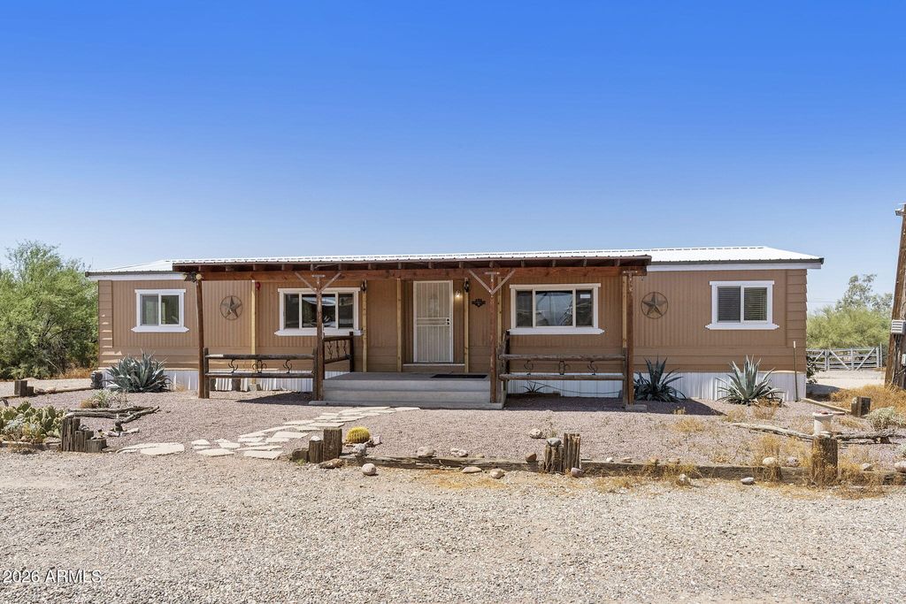 Photo of 293 S Belaire Road, Apache Junction, AZ 85119 (MLS # 7028683)