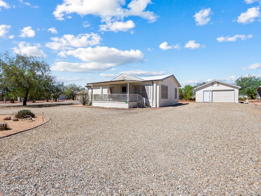30834 S MEANDERING LN, CONGRESS, AZ 85332 - Image dd0de460ea574b47e0e71cf3a07bd7af/2194512947
