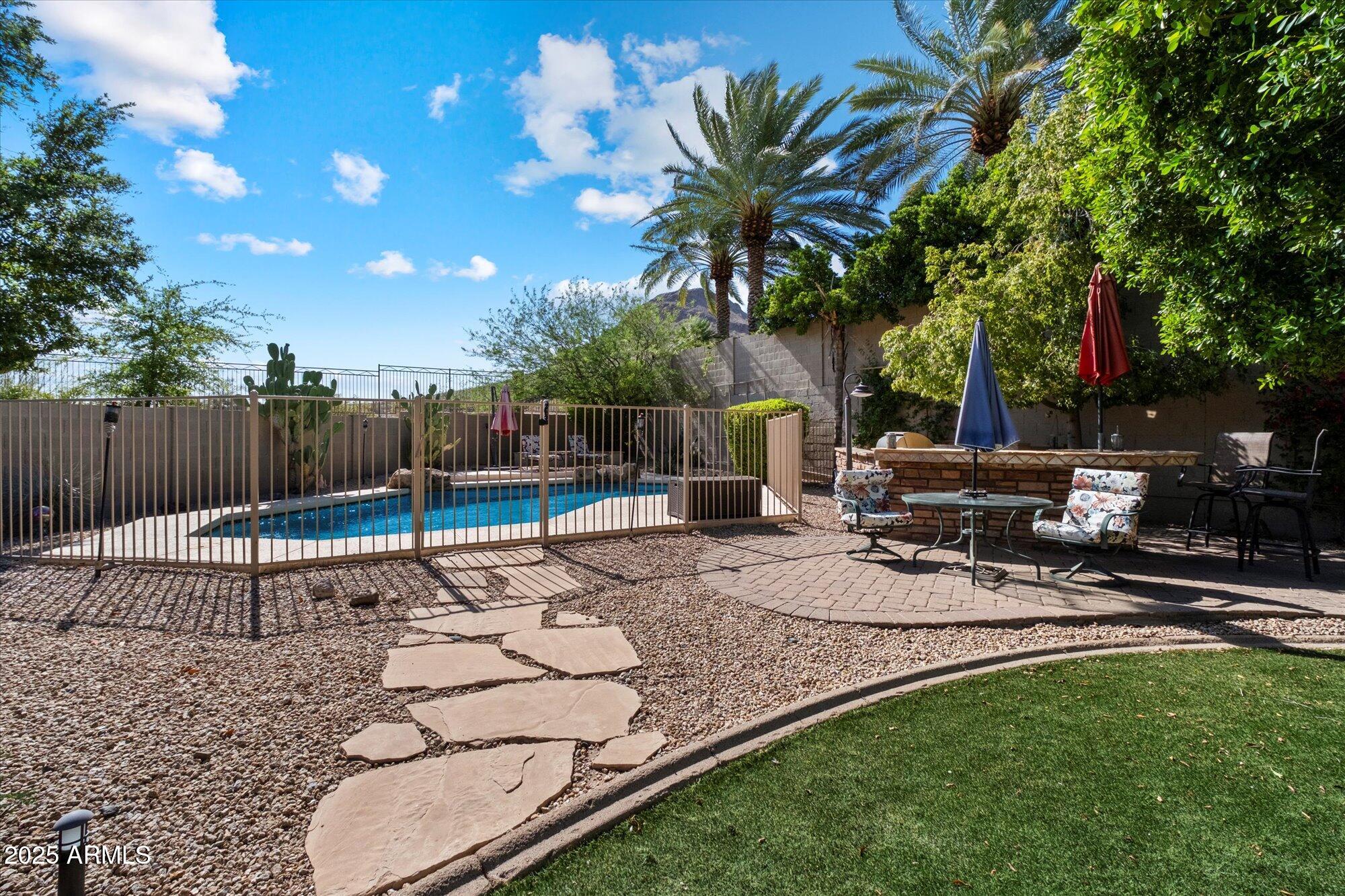 Phoenix, Arizona 85022, United States, 5 Bedrooms Bedrooms, ,3 BathroomsBathrooms,Residential,Active,132500