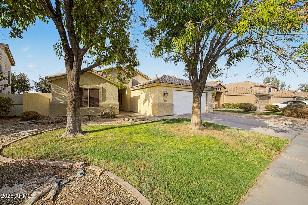 Photo of 2250 E Augusta Avenue, Chandler, AZ 85249 (MLS # 7073677)