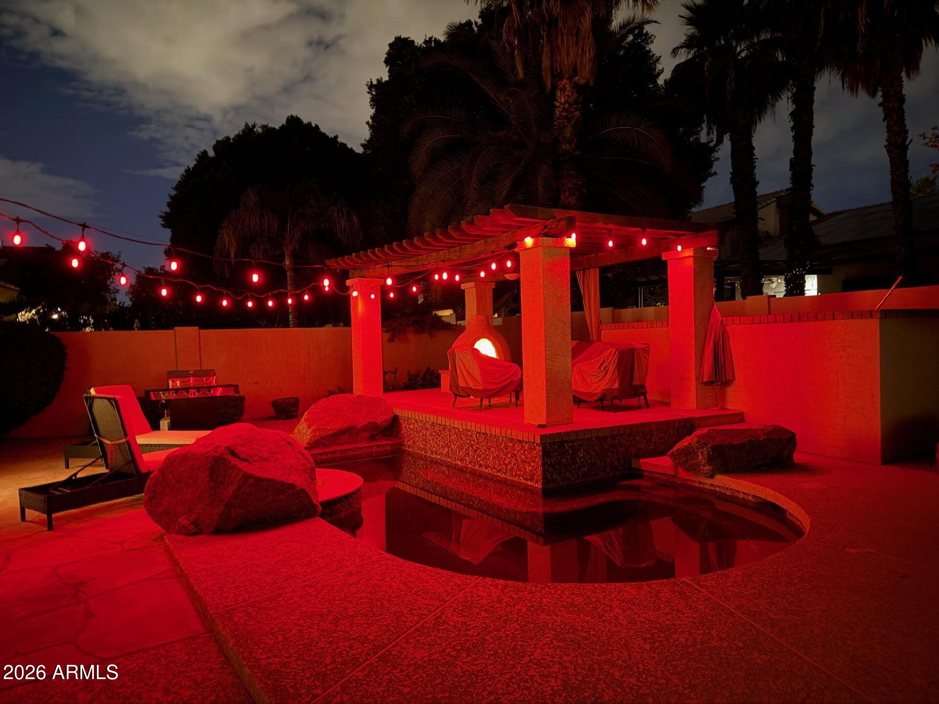 318 W Campo Bello Drive