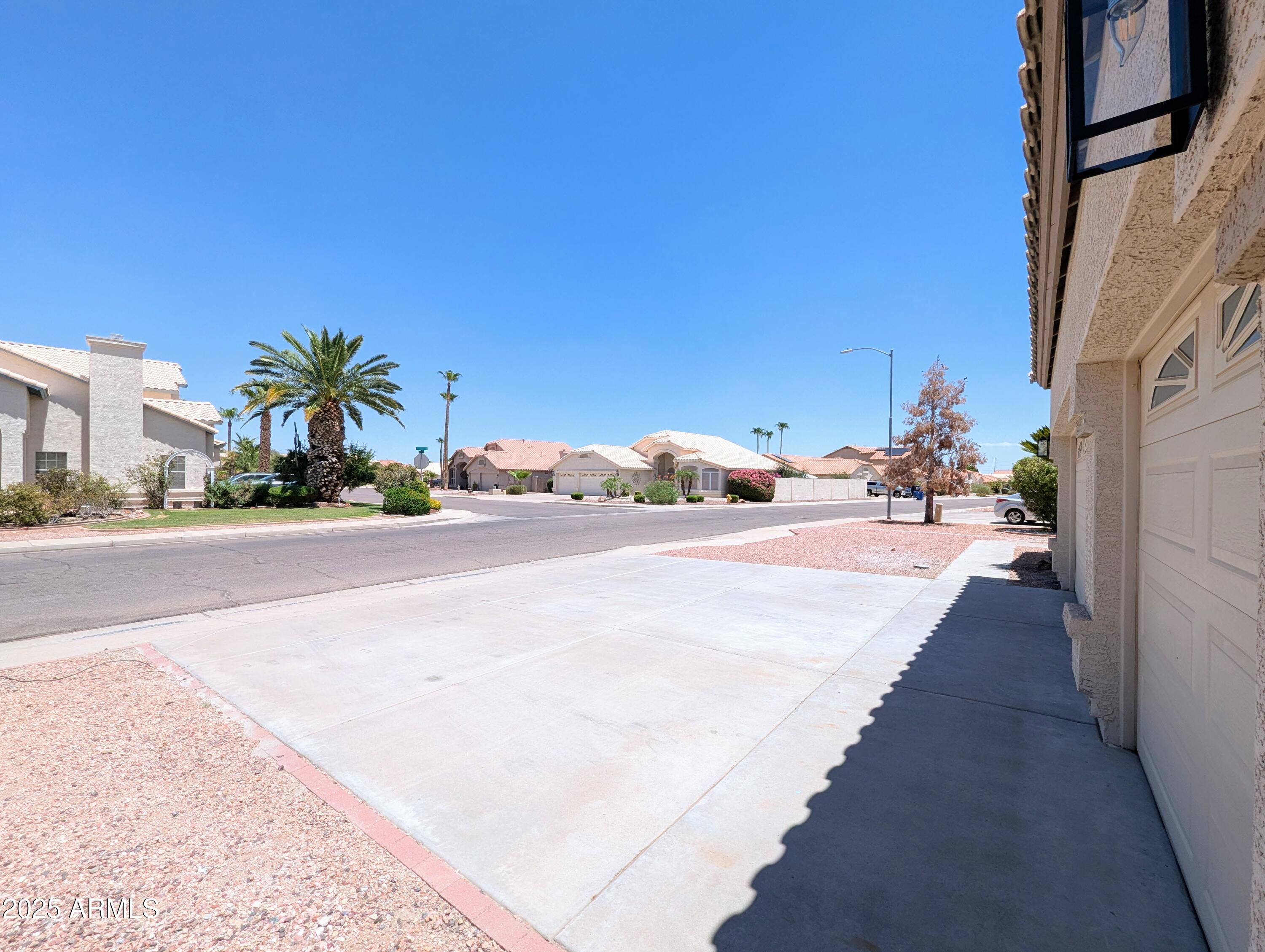 12425 W ENCANTO Boulevard