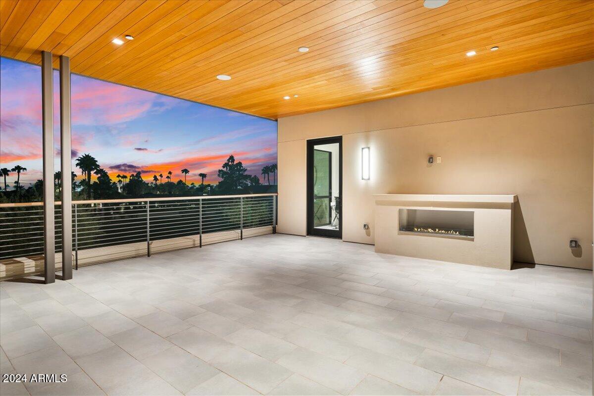 Ascent at the Phoenician Golf Villas - Residential