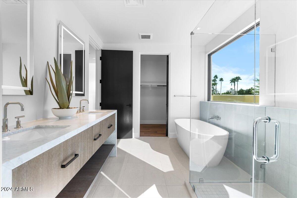 Ascent at the Phoenician Golf Villas - Residential