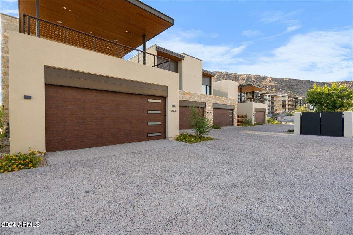 Ascent at the Phoenician Golf Villas - Residential