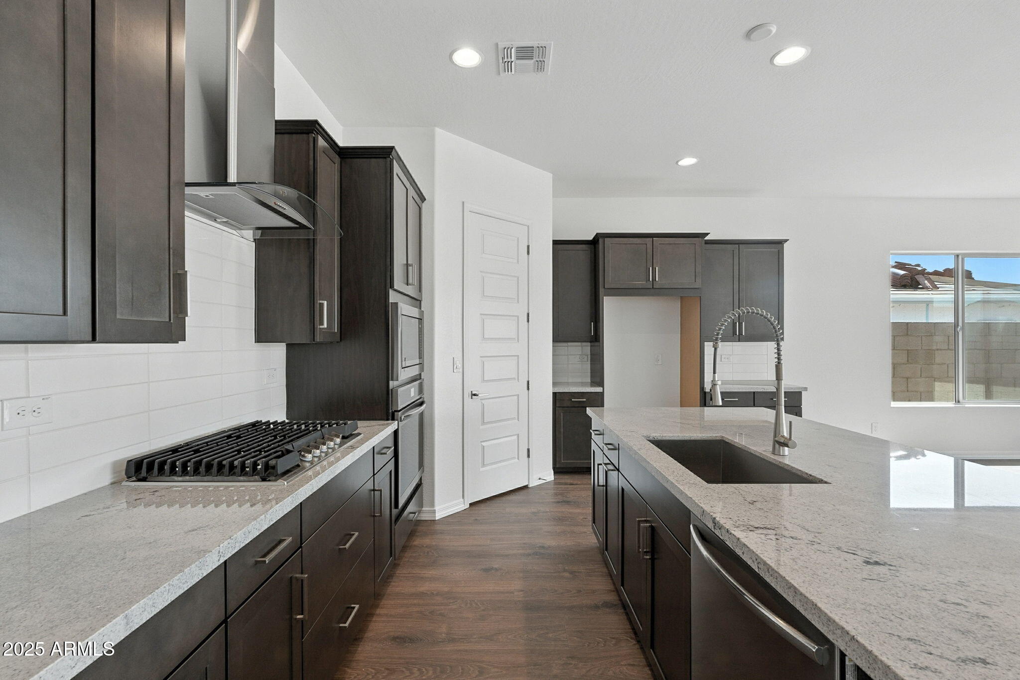 20081 W EL NIDO Lane