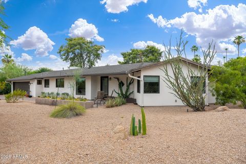 Photo of 4338 E Rancho Drive, Phoenix, AZ 85018 (MLS # 7025749)