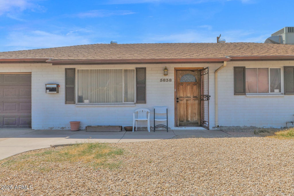 Photo of 5838 N 64th Drive, Glendale, AZ 85301 (MLS # 7076289)