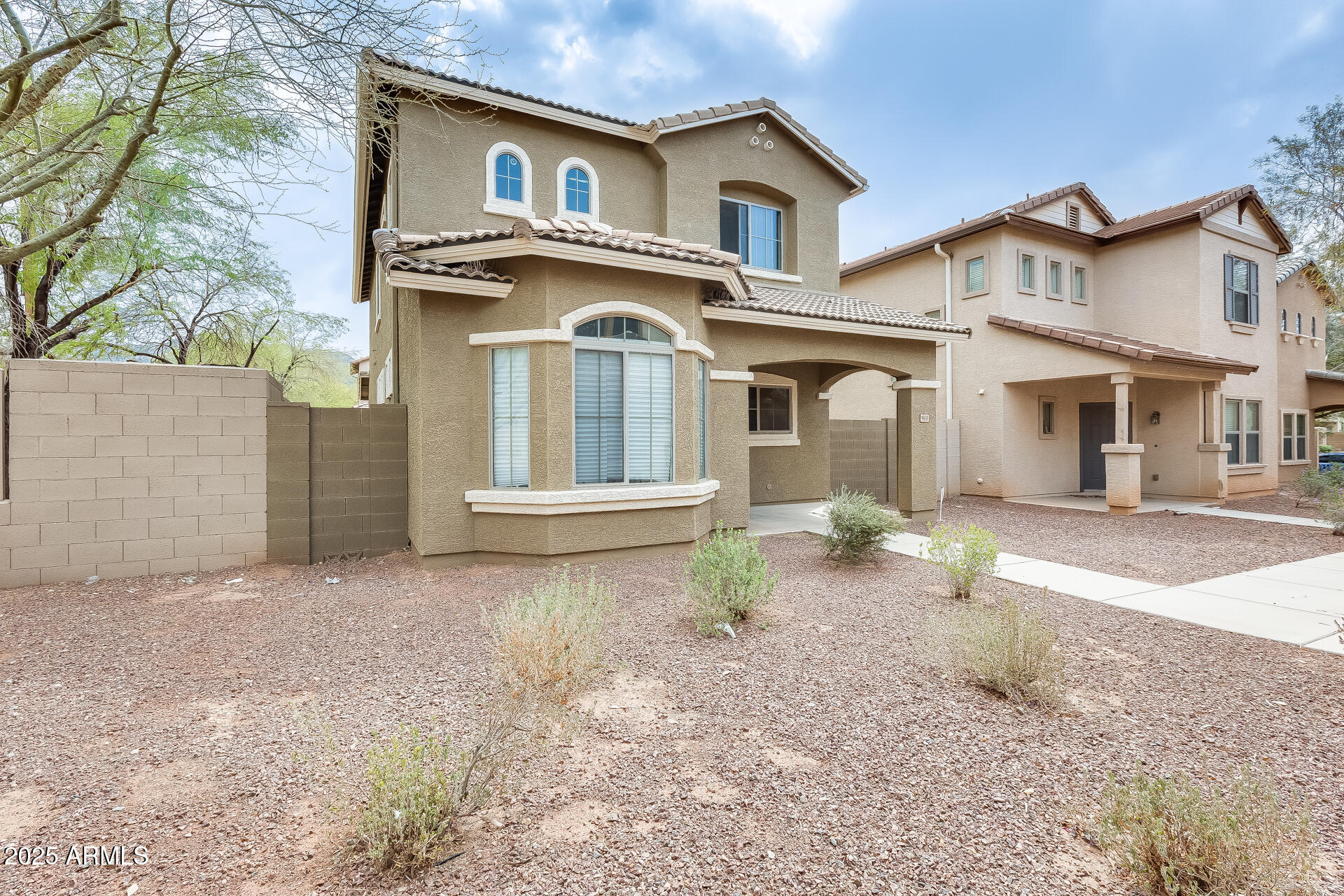 9435 S 33RD Drive