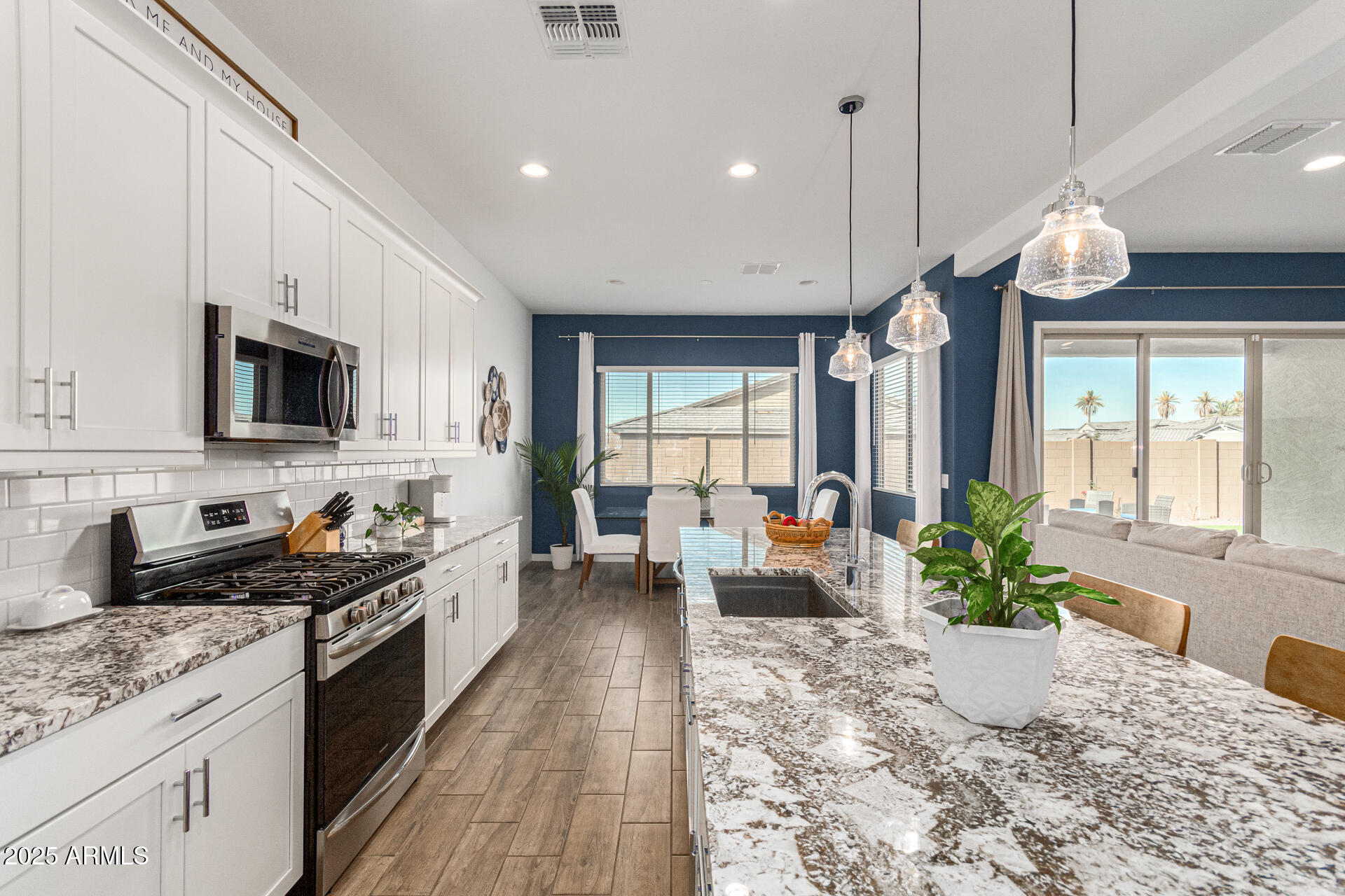 3820 W MCNEIL Street