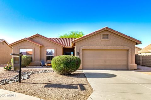 1492 E WESTCHESTER Drive Chandler AZ 85249
