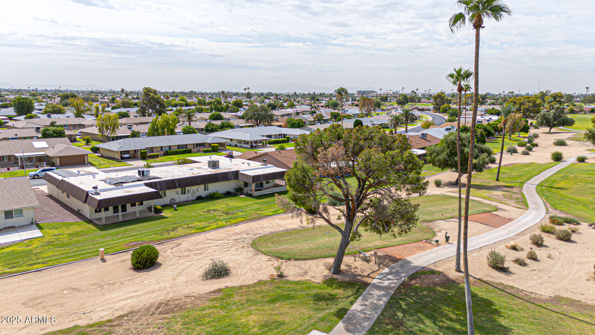 10416 W PRAIRIE HILLS Circle