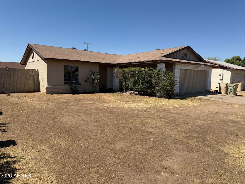 Photo of 7013 W Colter Street, Glendale, AZ 85303 (MLS # 7029239)