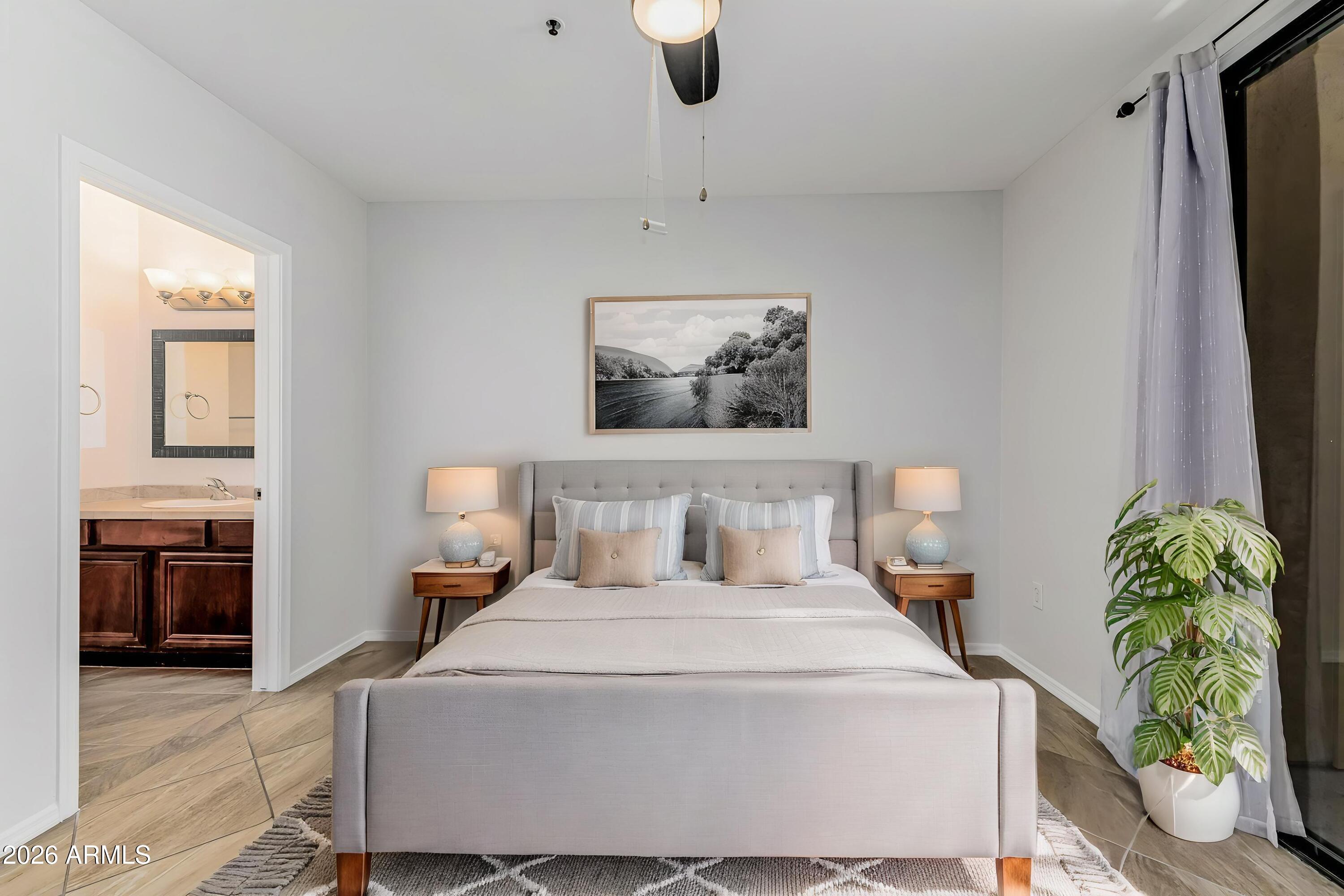 4925 E DESERT COVE Avenue 106