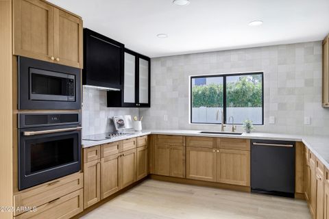 8019 E DEL TIMBRE Drive Scottsdale AZ 85258