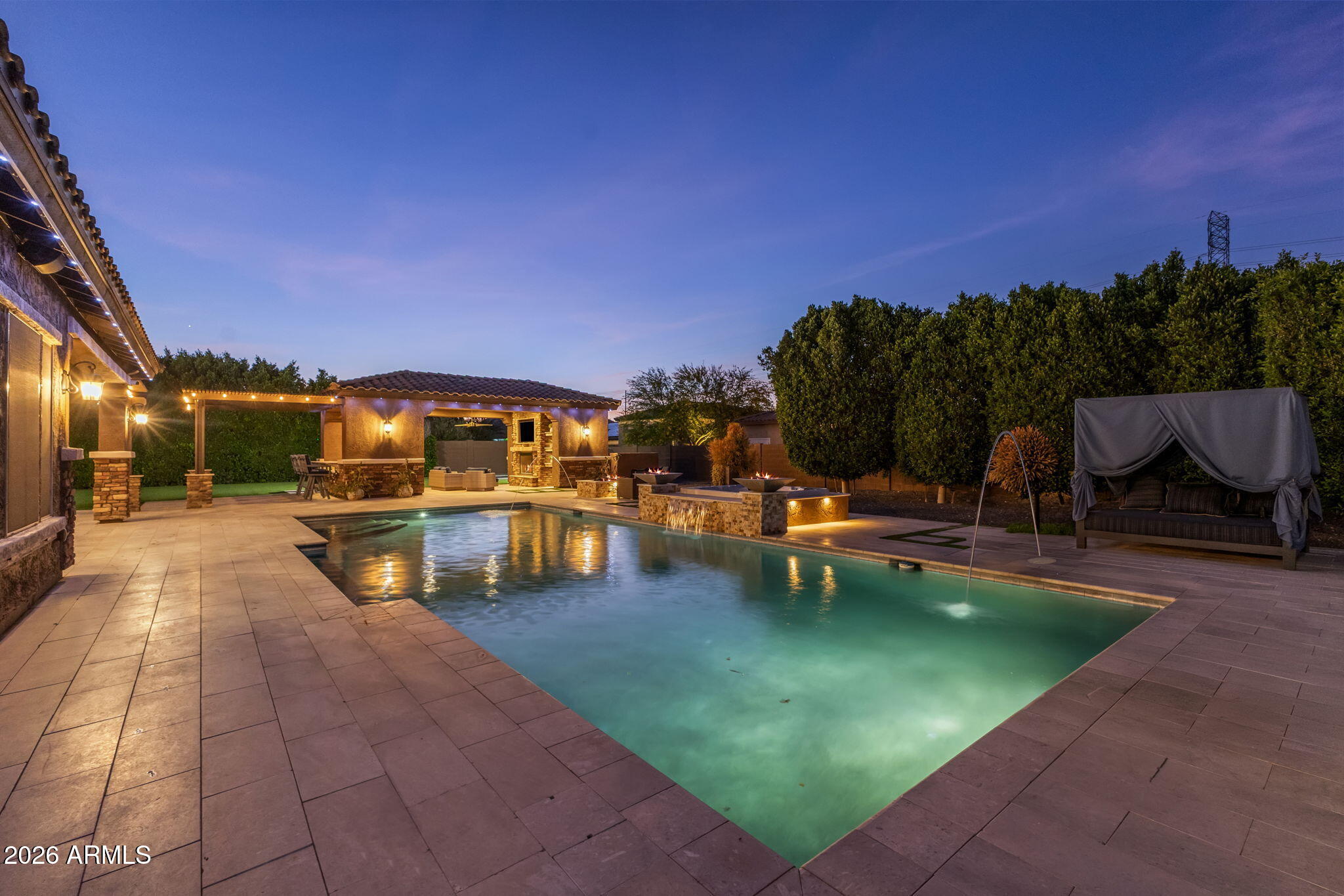 CABALLOS DEL RIO - Residential