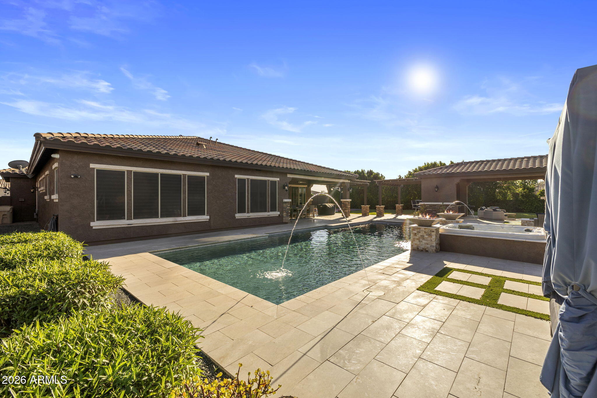 CABALLOS DEL RIO - Residential