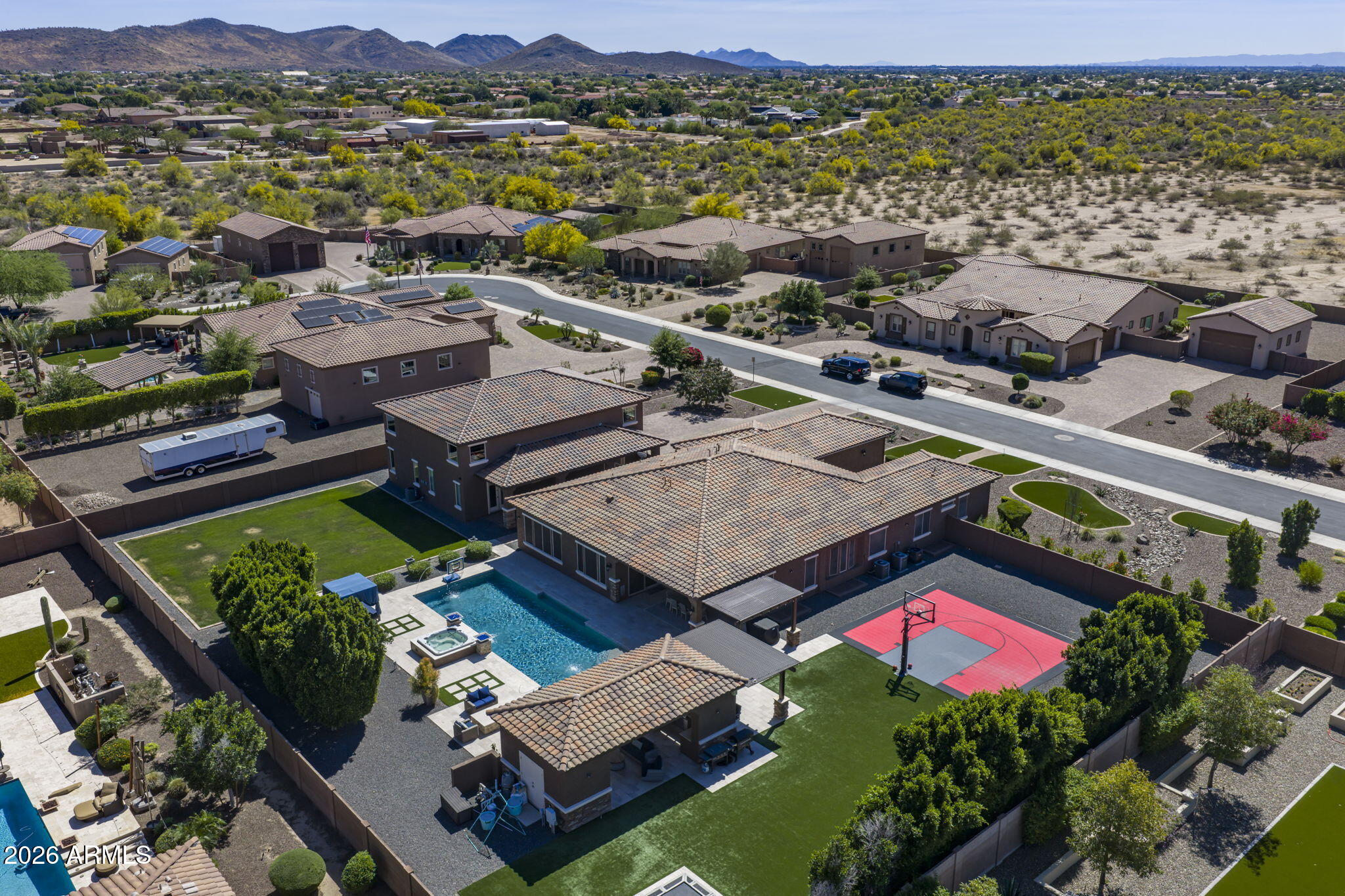 CABALLOS DEL RIO - Residential