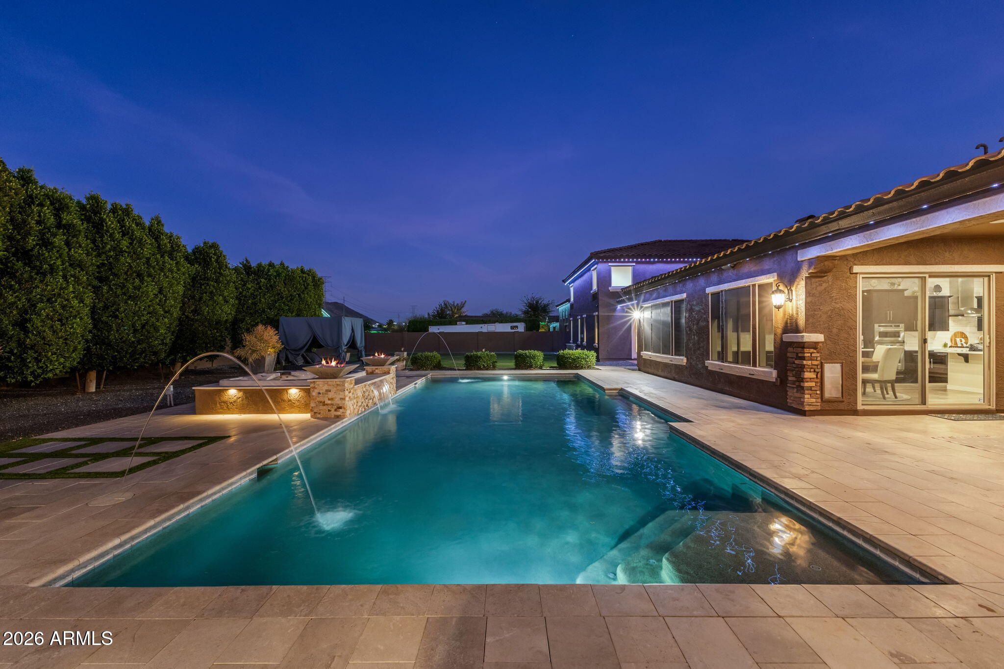 CABALLOS DEL RIO - Residential