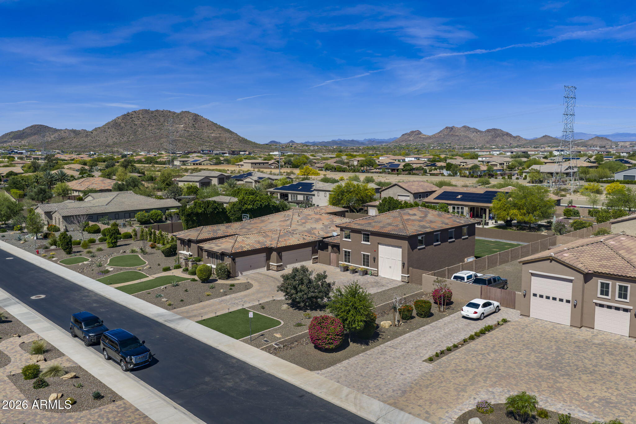 CABALLOS DEL RIO - Residential